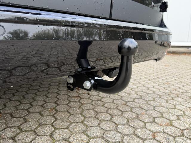 Ford TRANSIT CONNECT 1.5 ECOBOOST | PHEV | L2 | LIMITED | DIRECT LEVERBAAR | ADAPTIEVE CRUISE | CAMERA | NAVIGATIE | VOORKLIMATISERING | TREKHAAK | HOUTEN VLOER | STOELVERWARMING | STUURWIELVERWARMING | LED LAMPEN VOOR EN ACHTER