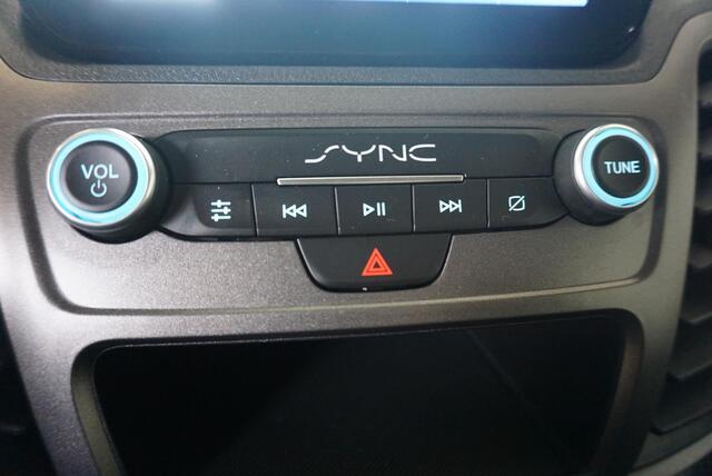 Ford TRANSIT CONNECT 1.5 EcoBlue L2 Trend Navigatie Airco Apple Carplay/Android Auto DAB+ Parkeersensoren Camera Bluetooth