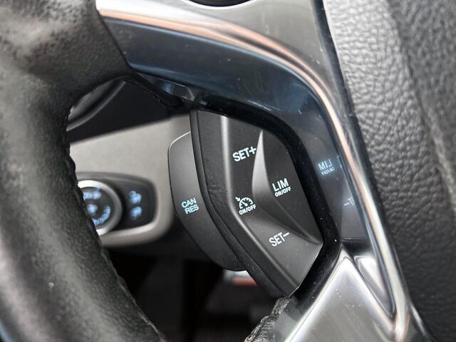 Ford TRANSIT CONNECT 1.5 EcoBlue L2 Trend Automaat Airco Navigatie Cruise control Camera Parkeersensoren