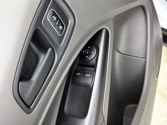 Ford TRANSIT CONNECT 1.5 L2 Trend Automaat Navi Airco Parkeersensoren Cruise Control 3Zits Camera