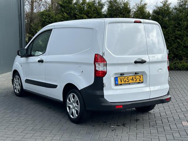 Ford TRANSIT COURIER 1.5 TDCI / L1H1 / 1e EIGENAAR / 62.463 KM / AIRCO / CRUISE / NAVI