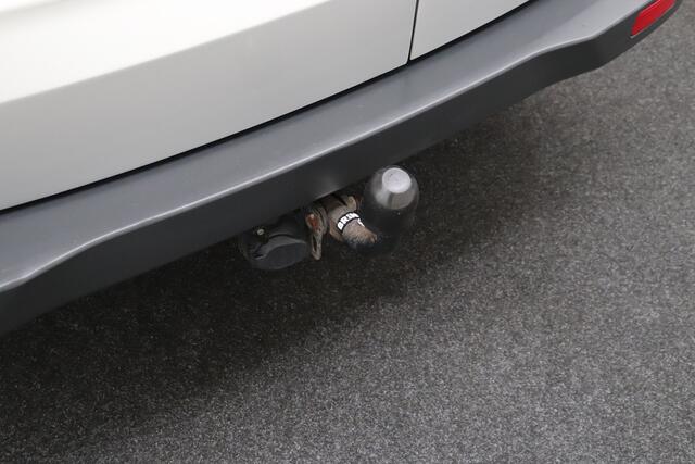 Ford TRANSIT COURIER 1.5 TDCI Economy Edition Trekhaak Airco Bluetooth