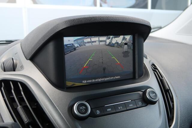 Ford TRANSIT COURIER 1.0 Limited EcoBoost S&S CAMERA/ NAVI/ CRUISE/ CLIMA/ TREKHAAK