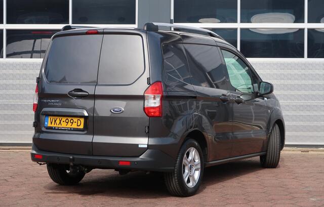 Ford TRANSIT COURIER 1.0 Limited EcoBoost S&S CAMERA/ NAVI/ CRUISE/ CLIMA/ TREKHAAK