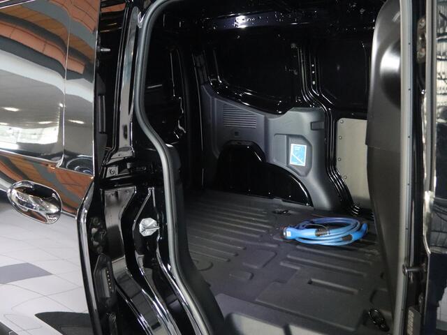 Ford TRANSIT COURIER E-Transit Limited 44 kWh 17'' LICHTMETALEN VELGEN, WINTERPACK, CLIMATE CONTROL, ACHTERUITRIJ CAMERA + PARKEERSENSOREN VOOR, DRIVER ASSISTANCE PACK INCL. NAVIGATIE, 16'' RESERVEWIEL, LED LAADRUIMTEVERLICHTING , LAADVLOERBESCHERMING, RUBBER , TREKHAAK