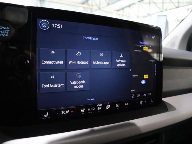 Ford TRANSIT COURIER E-Transit Limited 44 kWh 17'' LICHTMETALEN VELGEN, WINTERPACK, CLIMATE CONTROL, ACHTERUITRIJ CAMERA + PARKEERSENSOREN VOOR, DRIVER ASSISTANCE PACK INCL. NAVIGATIE, 16'' RESERVEWIEL, LED LAADRUIMTEVERLICHTING , LAADVLOERBESCHERMING, RUBBER , TREKHAAK