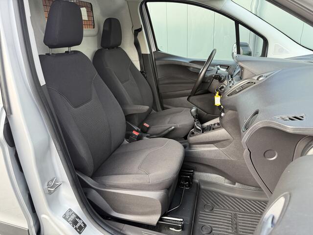 Ford TRANSIT COURIER 1.5 TDCI / 1e EIGENAAR / 54.515 KM ! / AIRCO / PDC / NAVI / DAB