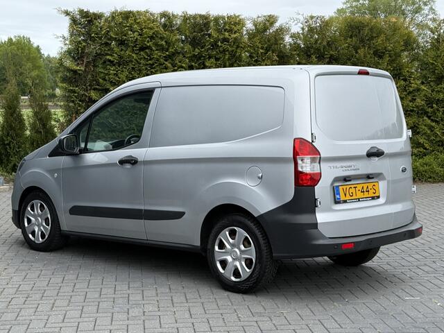 Ford TRANSIT COURIER 1.5 TDCI / 1e EIGENAAR / 23.338 KM!! / AIRCO / PDC / NAVI / DAB