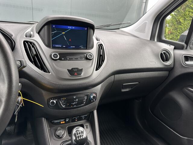 Ford TRANSIT COURIER 1.5 TDCI / 1e EIGENAAR / 21.248 KM ! / AIRCO / STOELVERWARMING / PDC / NAVIGATIE / CARPLAY