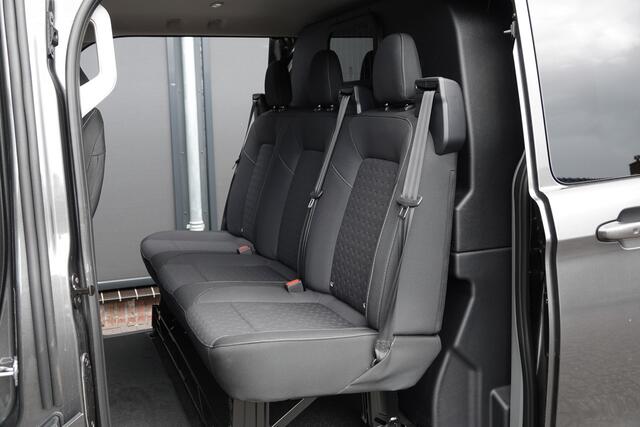 Ford TRANSIT CUSTOM L2H1 Dubbel Cabine 2.5PHEV 233Pk Aut. | Limited | Plug In Hybrid | 360° Camera | 2xSchuifdeur | Spoilerpack | 19'' | Magnetic Grey