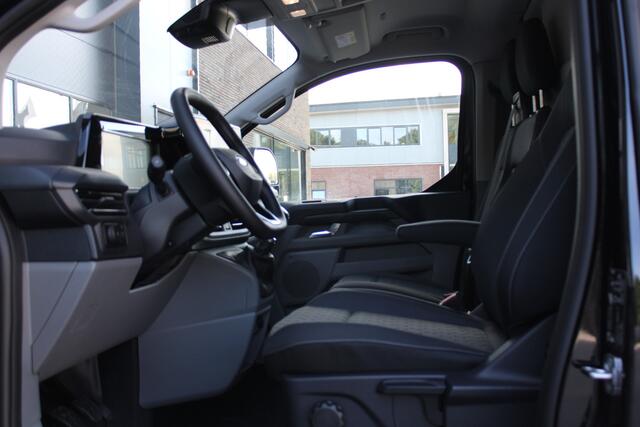 Ford TRANSIT CUSTOM 320 2.0 TDCI L2H1 Limited 150pk - Adaptive Cruise - Verwarmd stuur - Blind spot - Navigatie - Camera - Draadloos laden - Rijklaar