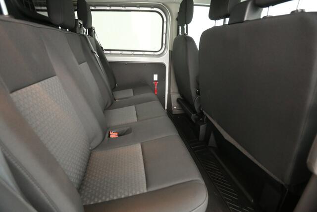 Ford TRANSIT CUSTOM 2.0 TDCI L2H1 | Dubbele Cabine | 6 Persoons | LED Trekhaak Airco Cruise Camera Carplay Navigatie PDC