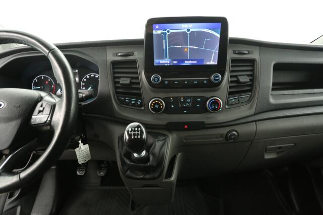 Ford TRANSIT CUSTOM 2.0 TDCI L2H1 | Dubbele Cabine | 6 Persoons | LED Trekhaak Airco Cruise Camera Carplay Navigatie PDC