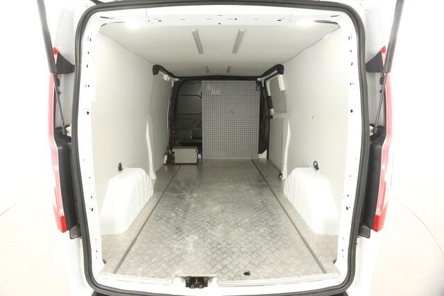 Ford TRANSIT CUSTOM Trend 2.0 Ecoblue L2H1 Automaat Airco Traanplaat Camera Cruise Carplay LED PDC 3 Persoons Trekhaak