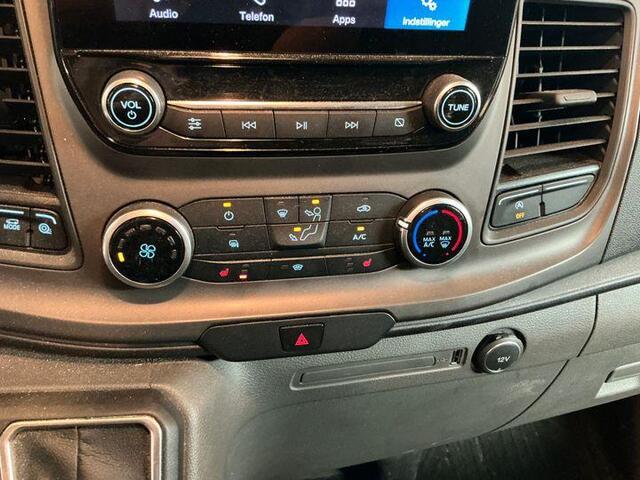 Ford TRANSIT CUSTOM 170pk Automaat L1H1 Trend Navigatie Apple Carplay Trekhaak Sidebars Cruise control Camera + Parkeersensoren Euro6