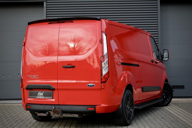 Ford TRANSIT CUSTOM 320 2.0 TDCI | Raptor Edition | Camera | Navigatie | CarPlay | | Stoelverwarming | Standkachel | Lane Assist | Nieuwe APK | Onderhoudsbeurt