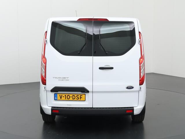 Ford TRANSIT CUSTOM 320 2.0 TDCI L2 H1 | Aut. | TREND | PARKEERCAMERA | ACHTERDEUREN MET RUITEN | CARPLAY / ANDROID AUTO | BIJRIJDERSBANK | CRUISE CONTROL | AIRCO | PARKEERSENSOREN | LICHTMETALEN WIELEN
