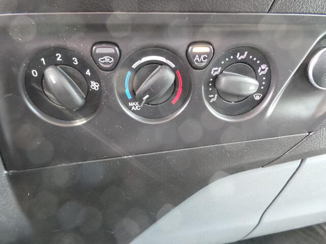Ford TRANSIT CUSTOM 290 2.0 TDCI 105pk L2H1 Airco,NaviPdc,Trekhaak 3 persoons