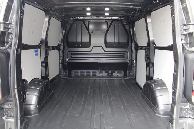 Ford TRANSIT CUSTOM 320 2.0 TDCI L1H1 Trend 170pk - Carplay - Android - LED koplampen - Camera - Stoelverwarming - 70l tank - Rijklaar