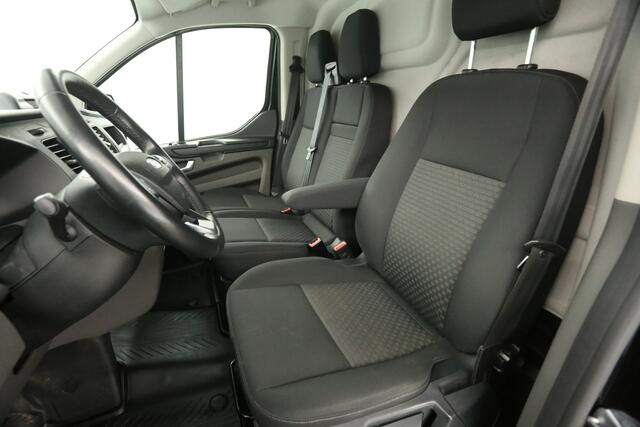 Ford TRANSIT CUSTOM 320 2.0 TDCI L1H1 Airco Cruise Parkeersensoren 3 Persoons Elektrpakket Trekhaak