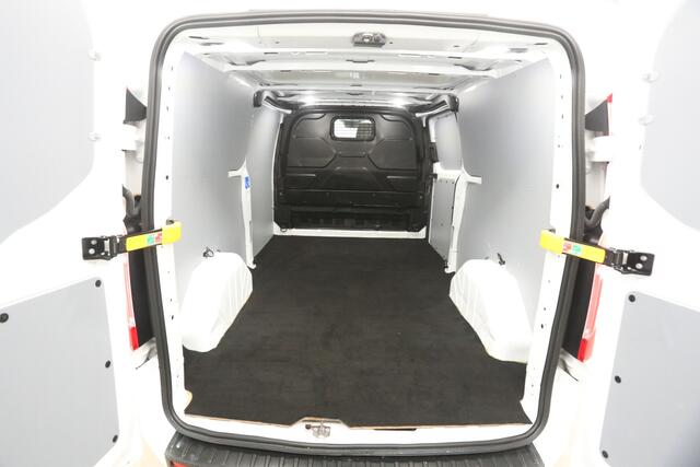 Ford TRANSIT CUSTOM 300 2.0 TDCI L2H1 Automaat Airco Camera Cruise Carplay LED PDC 3 Persoons Trekhaak