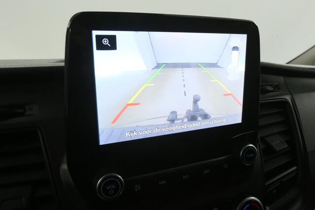 Ford TRANSIT CUSTOM 300 2.0 TDCI L2H1 Automaat Airco Camera Cruise Carplay LED PDC 3 Persoons Trekhaak