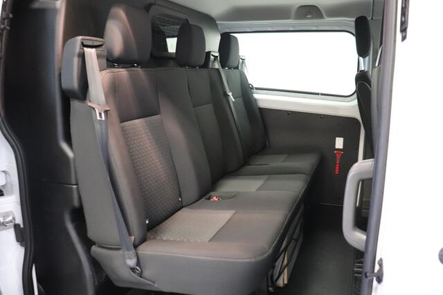 Ford TRANSIT CUSTOM Dubbel Cabine 2.0 TDCI 130PK L2 EURO 6 - Airco - Navi Cruise - ¤ 14.900,- Excl.