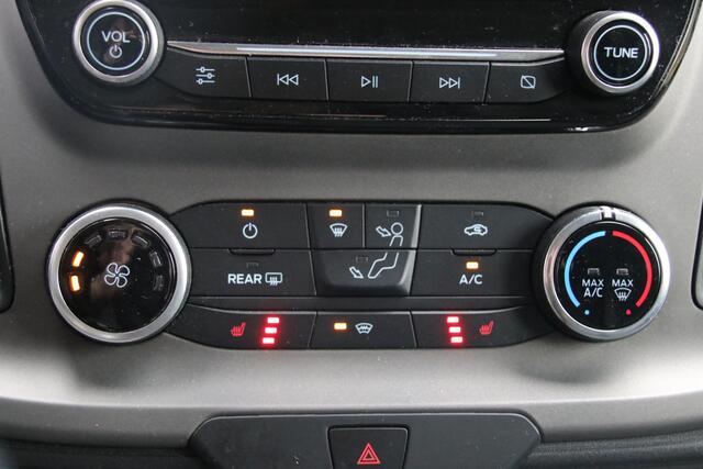 Ford TRANSIT CUSTOM 320 2.0 TDCI L2H1 | Raptor Edition | Camera | CarPlay | Stoelverwarming | | 3-Zitter | DAB | Cruise control | PDC V+A | LED | Nieuwe APK | Dealer onderhouden