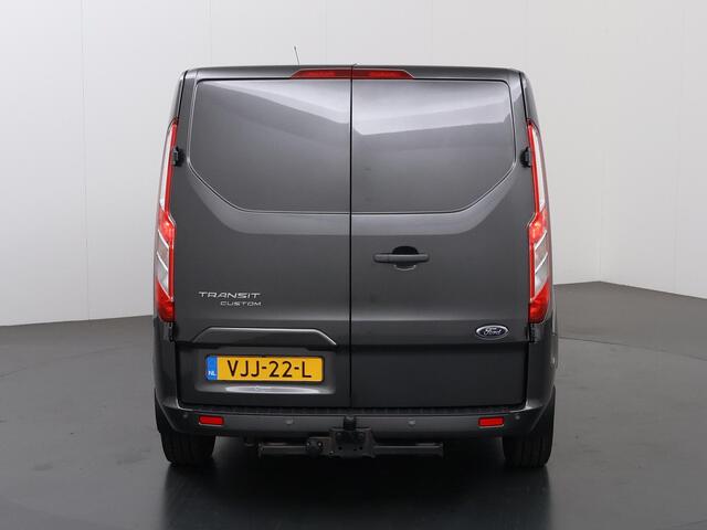 Ford TRANSIT CUSTOM 300 2.0 TDCI Aut. | L2 H1 | Limited | DC | Schuifdeur L+R | LM Velgen | Trekhaak | Lederen bekleding | Navigatie | Stoelverwarming