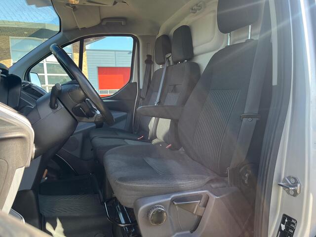 Ford TRANSIT CUSTOM 290 2.0 TDCI L2H1 Trend | Dubbele schuifdeuren | Neerklapbaar imperiaal | BWI | Betimmering | Trekhaak | PDC | Cruise Control