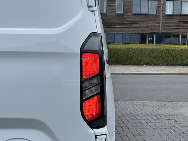 Ford TRANSIT CUSTOM 320 L1 Trend AWD | Vierwielaandrijving | Automaat | Nieuw model | Stoelverwarming | Camera