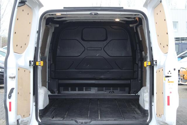 Ford TRANSIT CUSTOM 300 2.0 TDCI L1H1 Trend 130pk | Adaptieve Cruise | Sync 3 Navigatie | Voorruit verwarming