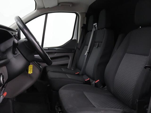 Ford TRANSIT CUSTOM 2.0 TDCI L1H1 Trend | Automaat | Trekhaak | Camera | Navigatie | Cruise control | Airco | Bluetooth | DAB