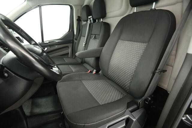 Ford TRANSIT CUSTOM 300 2.0 TDCI L2H1 Limited | 170PK | MARGE! | Automaat 2xSchuifdeur Camera Cruise LED Airco Trekhaak 3 Persoons PDC 18''LMV