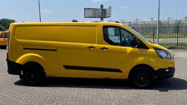 Ford TRANSIT CUSTOM 2.0 TDCI 77KW 105PK L2H1 EURO 6 AIRCO/ CRUISE CONTROL/ NAVIGATIE/ CAMERA/ 100% DEALERONDERHOUDEN