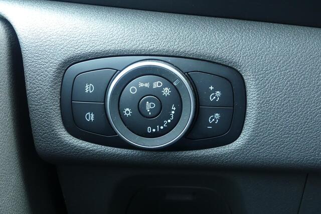 Ford TRANSIT CUSTOM 340 2.0 TDCI L2H1 DC Trail CRUISE, WINTER PACK, 6 p., NAVI, LEER, TREKHAAK, CAMERA, AIRCO, 52.865KM