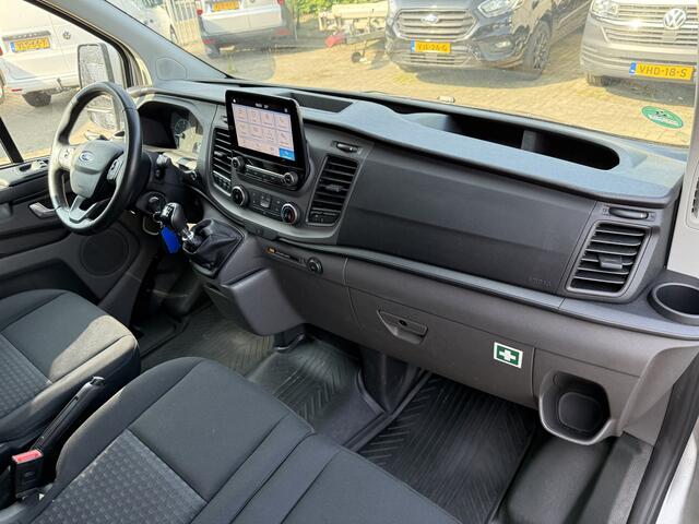 Ford TRANSIT CUSTOM 280 2.0 TDCI 130PK L1H1 Trend Achteruitrijcamera/trekhaak/CarPlay