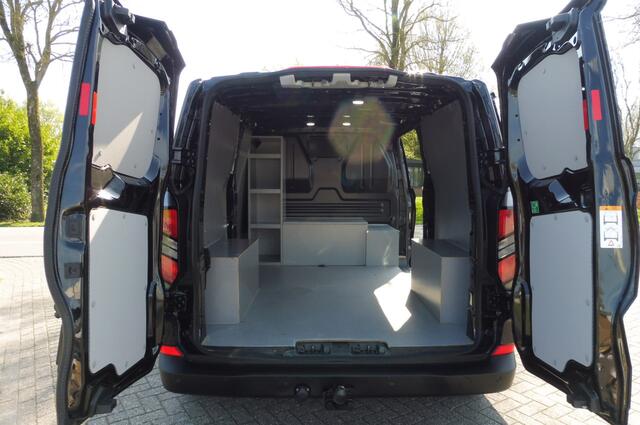 Ford TRANSIT CUSTOM L2 320 Automaat 136pk Camera Sidesteps Trekhaak 18i lmv Betimmering