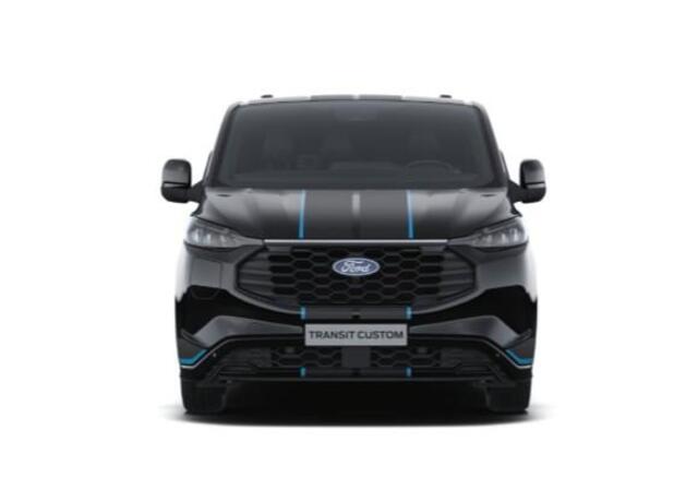 Ford TRANSIT CUSTOM 320 2.5 PHEV L2H1 Sport DC 233pk | Dubbele zijschuifdeur | Inklapbare trekhaak | 19 inch lichtmetalen Sport velgen (mat zwart) | Verwarmbaar stuurwiel | Navigatie systeem