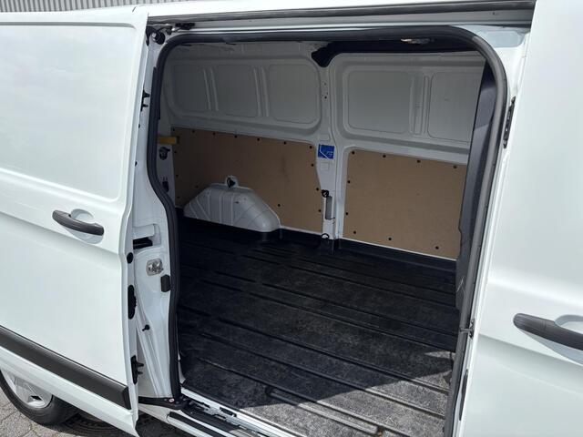 Ford TRANSIT CUSTOM 300 2.0 TDCI L2H1 Limited*AUTOM*NAVI*A/C*CRUISE*3P
