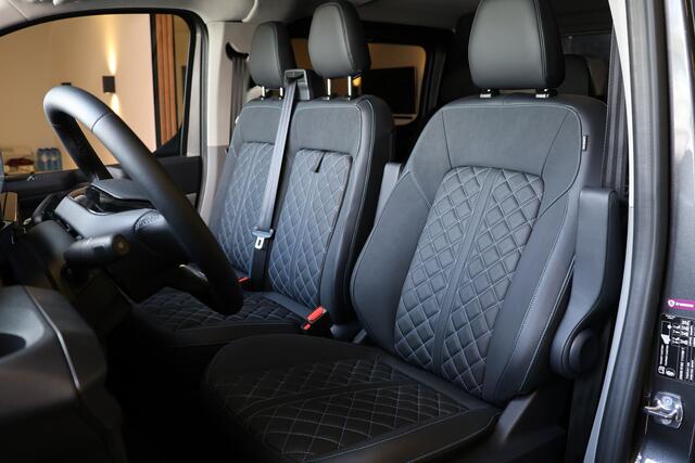 Ford TRANSIT CUSTOM 320 2.0 TDCI 150PK L2H1 DC LIMITED | BPM VRIJ | L+R Schuifdeur | ACC | Blind Spot | Navigatie | Camera | CarPlay | Lane Assist | Stoelverwarming | Raptor Edition | Trekhaak | Glaslook panelen | 6-Zitter | Dubbel Cabine | MODELJAAR 2025 | Verlengde fabriek