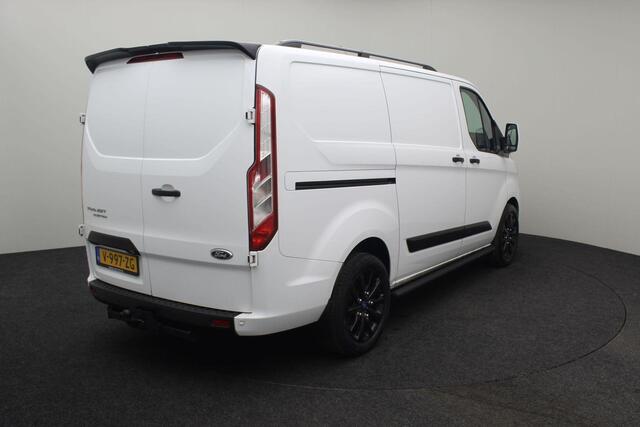 Ford TRANSIT CUSTOM 300 2.0 TDCI L1H1 Limited 2019 | Trekhaak | Achteruitrij Camera | DAB Radio | Carplay | Cruise Control | Stuurwiel Bediening | Parkeersensoren | Lichtmetaal | 2 Sleutels | Nationale Autopas
