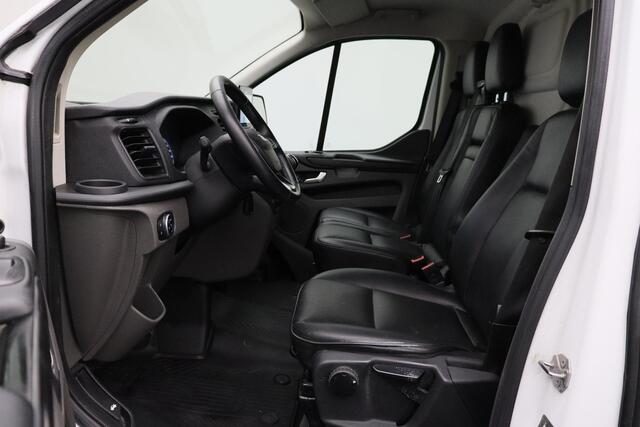 Ford TRANSIT CUSTOM 300 2.0 TDCI L1H1 Limited 2019 | Trekhaak | Achteruitrij Camera | DAB Radio | Carplay | Cruise Control | Stuurwiel Bediening | Parkeersensoren | Lichtmetaal | 2 Sleutels | Nationale Autopas