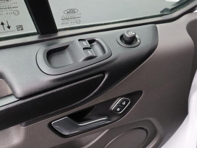 Ford TRANSIT CUSTOM 2.0TDCi 170PK | Kastinrichting | Navigatie | Camera | Airco | Cruise | 3-Persoons