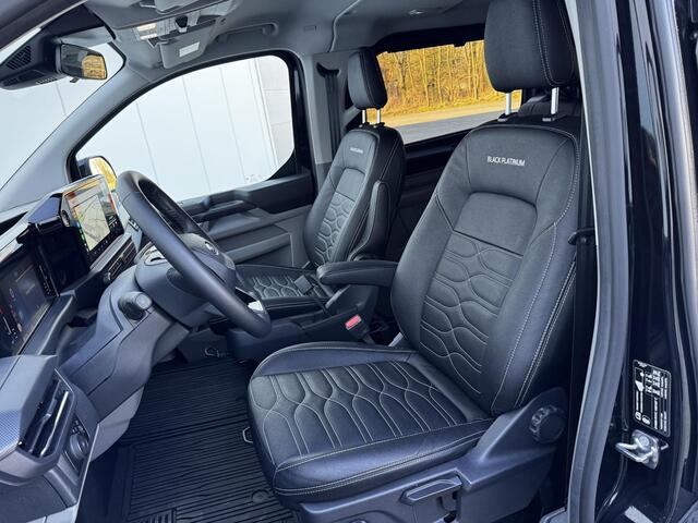 Ford TRANSIT CUSTOM 320 2.5 PHEV L2H1 Black Platinum Dubbele Cabine 233pk Aut / 5 Pers. / 2250kg Trekgewicht / 1100kg Laadvermogen / Vol. Leder / Glaslookpanelen / Privacy Glass / Adapt. Cruise control