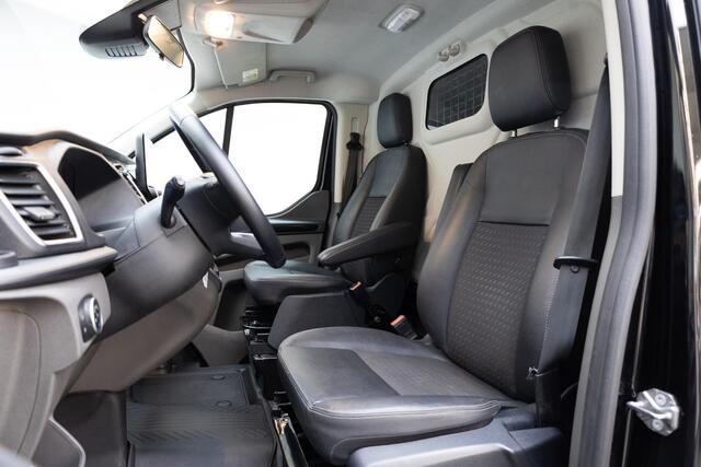 Ford TRANSIT CUSTOM 320 2.0 TDCI L2H1 Sport