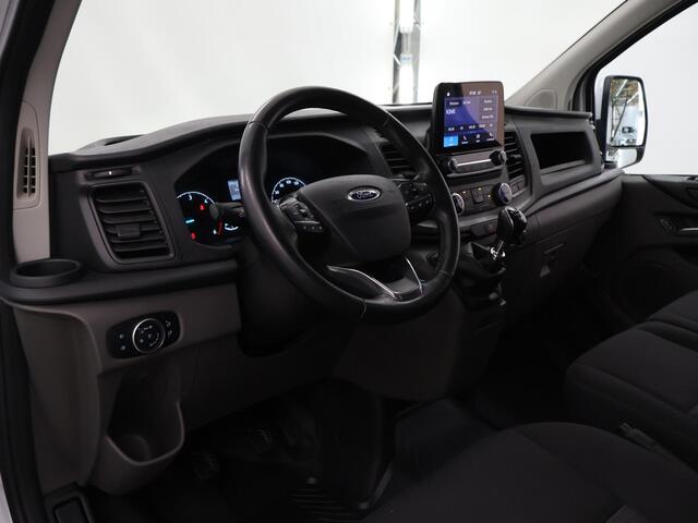Ford TRANSIT CUSTOM 300 2.0 TDCI | 130 PK | L2 H1 | TREND | STOELVERWARMING | PARKEERSENSOREN | TREKHAAK | CARPLAY | ANDROID AUTO | AIRCO | CRUISE | 18" LICHTMETALEN WIELEN | 3-ZITS | VOORRUITVERWARMING