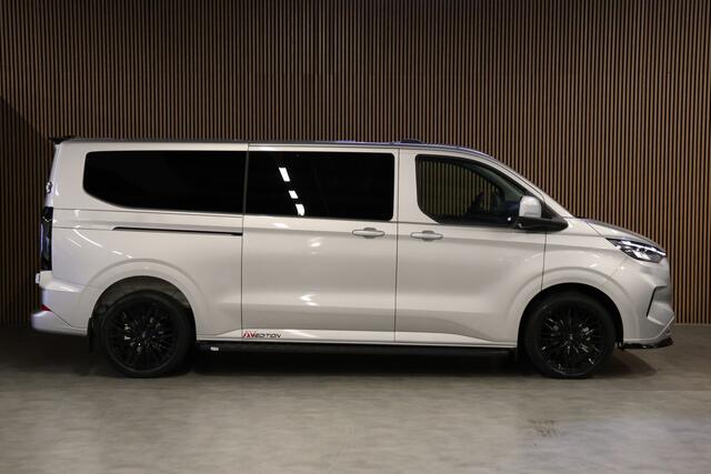 Ford TRANSIT CUSTOM 320 2.0 TDCI 150 PK L2H1 DC LIMITED | L+R Schuifdeur | Dubbel Cabine | Camera | CarPlay | Lane Assist | PDC V+A | Glaslook panelen Raptor Edition | NL Auto | 5-Zitter | Verlengde fabrieksgarantie tot 12-2029
