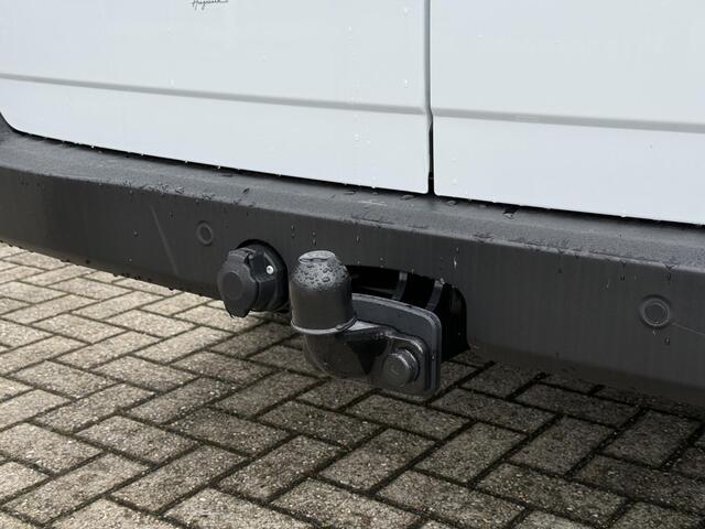 Ford TRANSIT CUSTOM 300 2.0 TDCI | L1 H1 | TREND | DUBBEL CABINE | TREKHAAK | 6-ZITS | CARPLAY | ANDROID AUTO | PARKEERCAMERA | CLIMA | LEDEREN STOELHOEZEN | BETIMMERDE LAADRUIMTE | VOORRUITVERWARMING | 2X ZIJSCHUIFDEUR | CRUISE CONTROL
