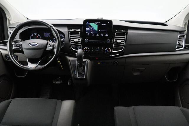 Ford TRANSIT CUSTOM 300 2.0 TDCI L2H1 Limited DC 2019 | Dubbel cabine | 2x schuifdeur | Trekhaak | Airco | Cruise Control | Navigatie | Achteruitrij Camera | DAB Radio | Dakdragers | Parkeersensoren | Boekjes | 2 Sleutels | Nationale Autopas